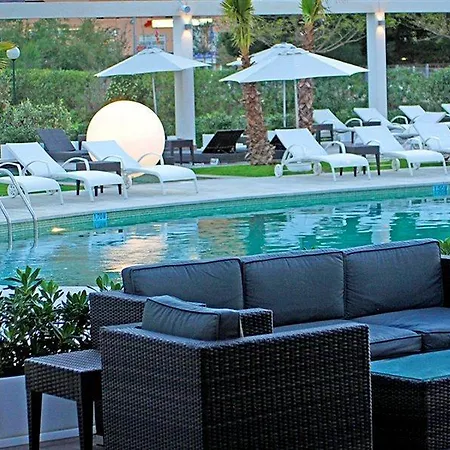 Bg Caballero Hotel